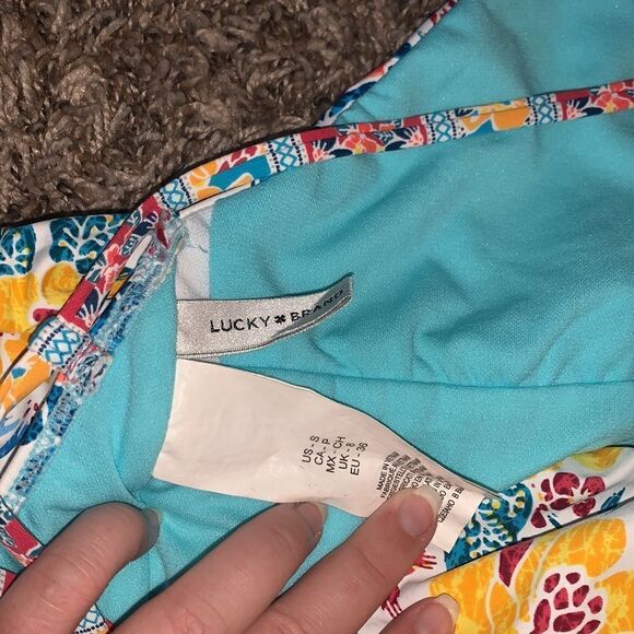 Lucky brand patterned one-piece floral swimsuit, size S. - Picture 8 of 8